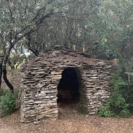 Garrigue Avec Piscine Quartier Planette A * Ним