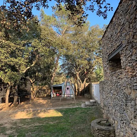 Garrigue Avec Piscine Quartier Planette A Ним