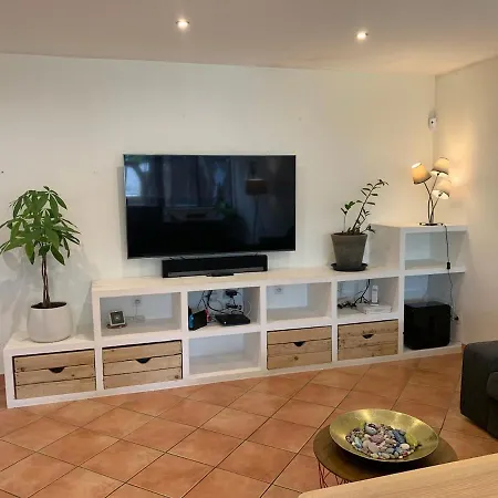 Garrigue Avec Piscine Quartier Planette A Вилла Ним