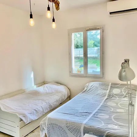 Garrigue Avec Piscine Quartier Planette A Вилла Ним