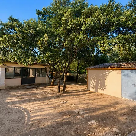 Garrigue Avec Piscine Quartier Planette A